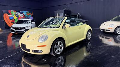 2006 Volkswagen Beetle 2.5 PZEV wow !! 59K MILES !! MELLOW YELLOW EXTREMELY HARD TO FIND !!! - Photo 12 - Pompano Beach, FL 33069