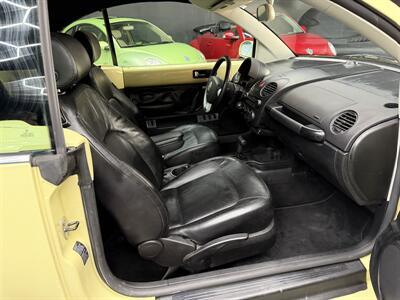 2006 Volkswagen Beetle 2.5 PZEV wow !! 59K MILES !! MELLOW YELLOW EXTREMELY HARD TO FIND !!! - Photo 46 - Pompano Beach, FL 33069