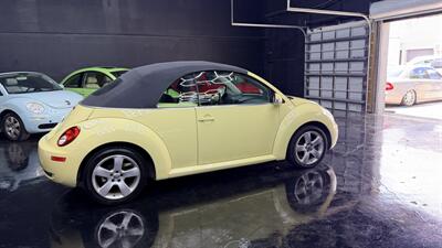 2006 Volkswagen Beetle 2.5 PZEV wow !! 59K MILES !! MELLOW YELLOW EXTREMELY HARD TO FIND !!! - Photo 60 - Pompano Beach, FL 33069