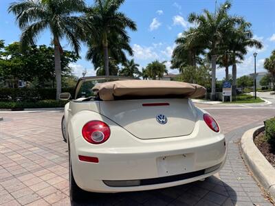 2009 Volkswagen Beetle Base PZEV  convertible - Photo 5 - Pompano Beach, FL 33069