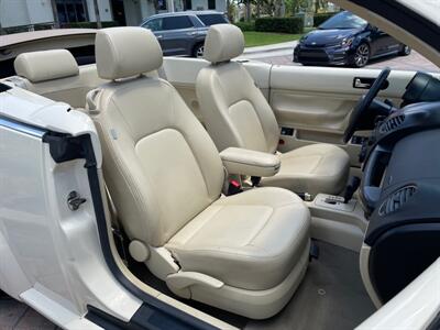 2009 Volkswagen Beetle Base PZEV  convertible - Photo 33 - Pompano Beach, FL 33069