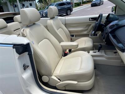 2009 Volkswagen Beetle Base PZEV  convertible - Photo 32 - Pompano Beach, FL 33069