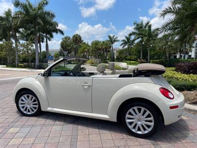 2009 Volkswagen Beetle Base PZEV  convertible - Photo 11 - Pompano Beach, FL 33069