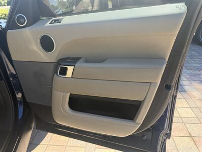 2017 Land Rover Range Rover Sport SE WOW !! ONLY 89K MILES !!! CRAZY SERVICED RECORDS 27 !! NAVIGATION CARFAX CERTIFIED !!! - Photo 41 - Pompano Beach, FL 33069