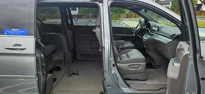 2008 Honda Odyssey EX-L Handicap Wheelchair Van   - Photo 19 - Golden, CO 80401