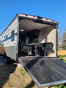2019 Gulf Stream Innsbruck GSX M26 Toy Hauler   - Photo 2 - Golden, CO 80401