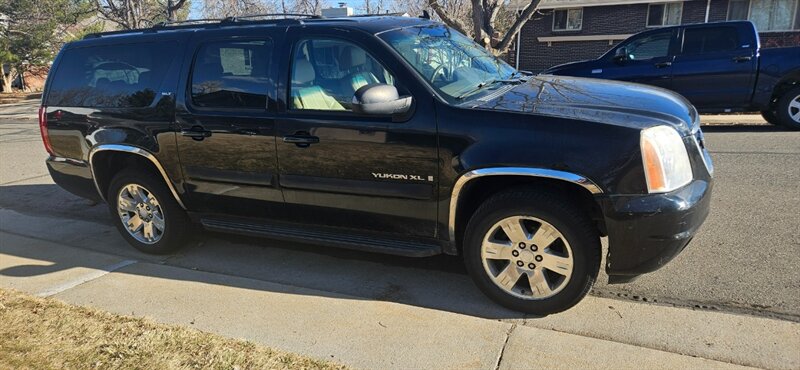 2007 GMC Yukon XL SLT - Photo 1 - Golden, CO 80401