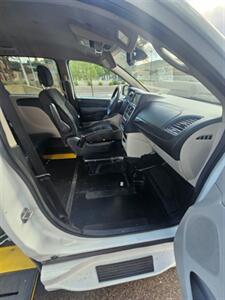 2019 Dodge Grand Caravan SE Handicap Van - Photo 10 - Golden, CO 80401