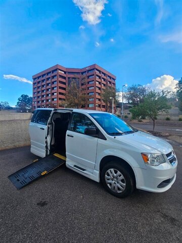 2019 Dodge Grand Caravan SE  Handicap Van - Photo 1 - Golden, CO 80401