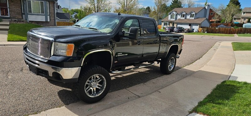 2008 GMC Sierra 2500 Lifted 4x4  SLT