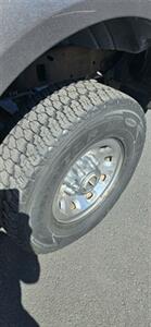 2004 Ford F-350 Super Duty XLT 4dr Crew Cab 4x4   - Photo 13 - Golden, CO 80401