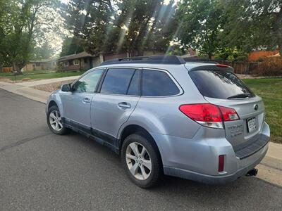 2013 Subaru Outback 2.5i Premium AWD - Photo 7 - Golden, CO 80401
