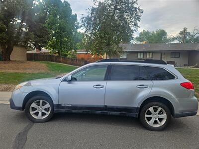 2013 Subaru Outback 2.5i Premium AWD - Photo 6 - Golden, CO 80401