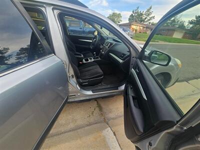 2013 Subaru Outback 2.5i Premium AWD - Photo 11 - Golden, CO 80401