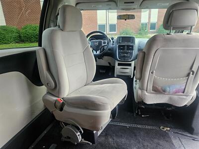2011 Dodge Grand Caravan Handicap Wheelchair Van   - Photo 9 - Golden, CO 80401