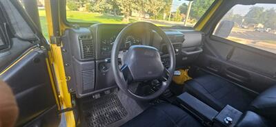 2000 Jeep Wrangler SE 2dr 2.5 Liter 4 Cylinder - Photo 13 - Golden, CO 80401