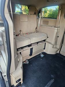 2014 Dodge Grand Caravan SXT Handicap Wheelchair Van - Photo 12 - Golden, CO 80401