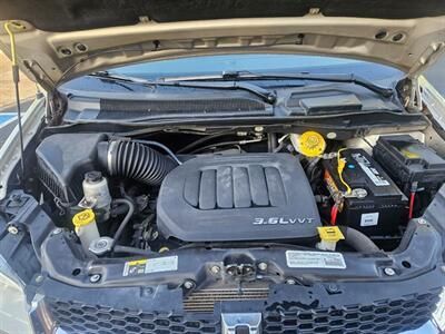 2014 Dodge Grand Caravan SXT Handicap Wheelchair Van - Photo 17 - Golden, CO 80401