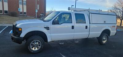 2008 Ford F-350 Super Duty XL 4dr Crew Cab 4x4  ARE Utility Topper Truck
