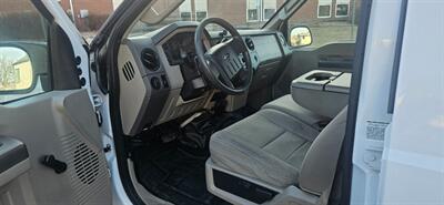 2008 Ford F-350 Super Duty XL 4dr Crew Cab 4x4  ARE Utility Topper - Photo 13 - Golden, CO 80401