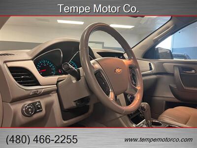 2013 Chevrolet Traverse LT   - Photo 9 - Tempe, AZ 85284