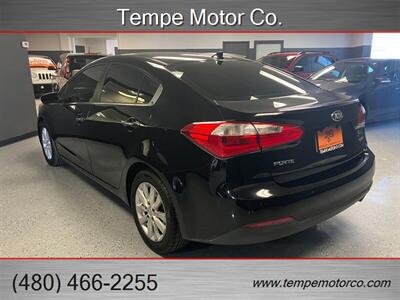 2014 Kia Forte EX   - Photo 6 - Tempe, AZ 85284