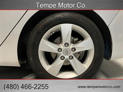 2013 Hyundai ELANTRA GLS   - Photo 20 - Tempe, AZ 85284