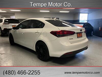 2017 Kia Forte LX   - Photo 6 - Tempe, AZ 85284