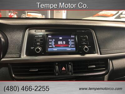 2017 Kia Optima LX   - Photo 16 - Tempe, AZ 85284