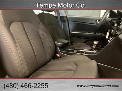 2017 Kia Optima LX   - Photo 13 - Tempe, AZ 85284