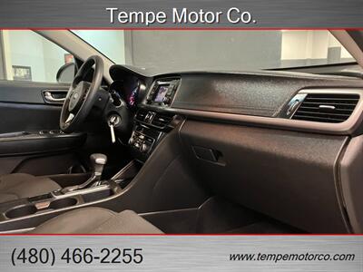 2017 Kia Optima LX   - Photo 12 - Tempe, AZ 85284