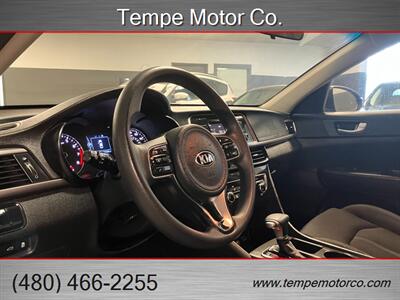 2017 Kia Optima LX   - Photo 9 - Tempe, AZ 85284