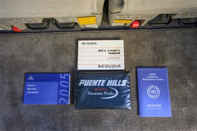 2005 Toyota Sequoia SR5   - Photo 57 - Van Nuys, CA 91402