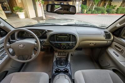 2005 Toyota Sequoia SR5   - Photo 77 - Van Nuys, CA 91402