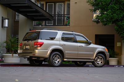2005 Toyota Sequoia SR5   - Photo 53 - Van Nuys, CA 91402