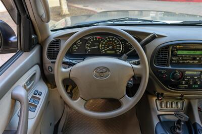 2005 Toyota Sequoia SR5   - Photo 79 - Van Nuys, CA 91402