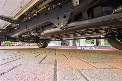 2005 Toyota Sequoia SR5   - Photo 93 - Van Nuys, CA 91402