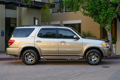 2005 Toyota Sequoia SR5   - Photo 45 - Van Nuys, CA 91402