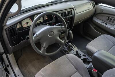 2004 Toyota Tacoma V6 - Photo 63 - Van Nuys, CA 91402