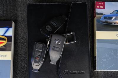 2006 Lexus LS 430   - Photo 66 - Van Nuys, CA 91402
