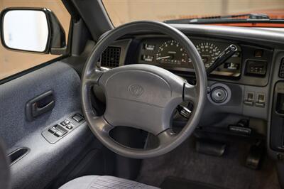 1994 Toyota T100 SR5   - Photo 23 - La Crescenta, CA 91214
