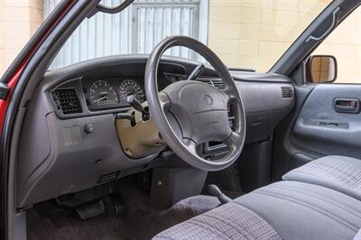 1994 Toyota T100 SR5   - Photo 63 - La Crescenta, CA 91214