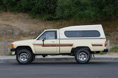 1986 Toyota Pickup SR5 - Photo 13 - Van Nuys, CA 91402