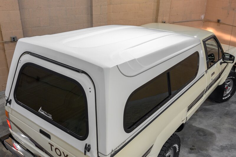 1986 Toyota Pickup SR5 - Photo 61 - Van Nuys, CA 91402