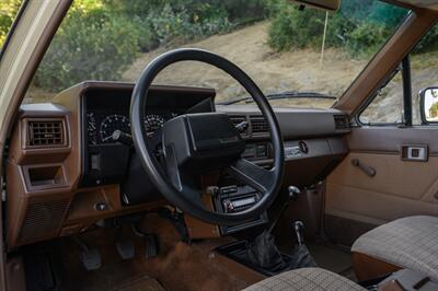 1986 Toyota Pickup SR5 - Photo 39 - Van Nuys, CA 91402