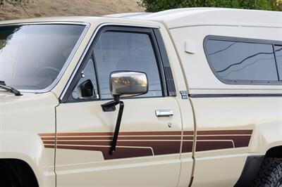 1986 Toyota Pickup SR5 - Photo 17 - Van Nuys, CA 91402
