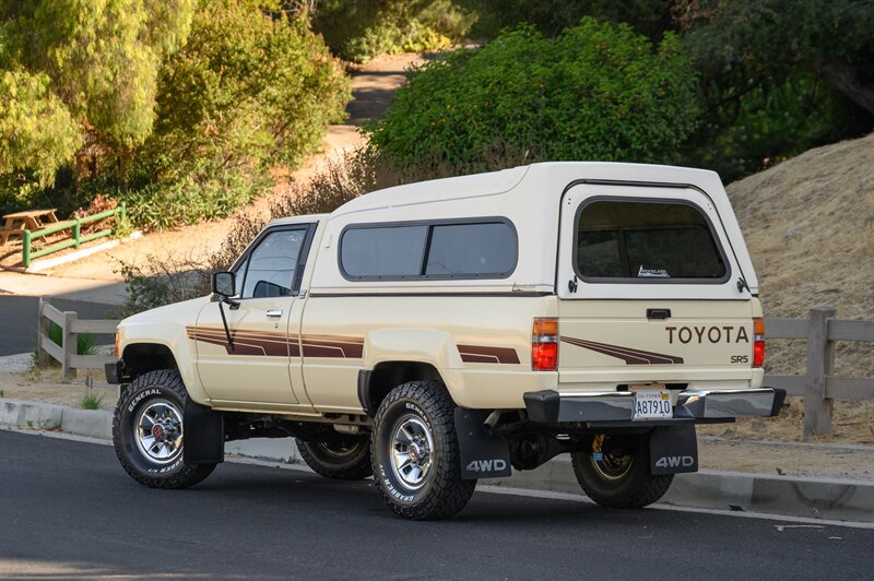 1986 Toyota Pickup SR5 - Photo 35 - Van Nuys, CA 91402