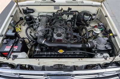 1986 Toyota Pickup SR5 - Photo 47 - Van Nuys, CA 91402
