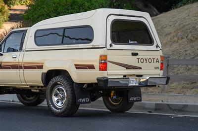 1986 Toyota Pickup SR5 - Photo 38 - Van Nuys, CA 91402