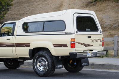 1986 Toyota Pickup SR5 - Photo 12 - Van Nuys, CA 91402